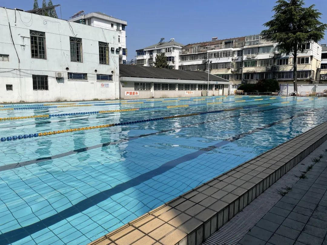 夏日游泳，游泳池水质检测的重要指标